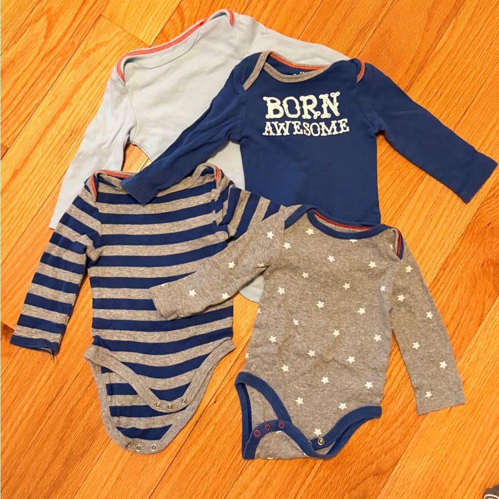 Cat & Jack Blue and Gray Bodysuit Set